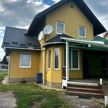 Продаж сучасного будинку в Минай