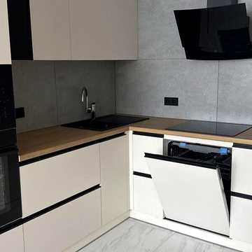 Продаж 1к Квартира Соборна (ІІІ Інтернаціоналу) вулиця