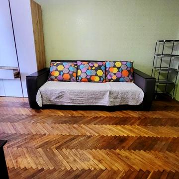 Андрія Малишка вул., 27