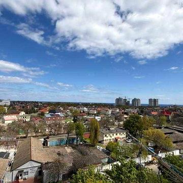 Продам стильну 2-кімнатну квартиру на Таїрова з ремонтом та видом на море
