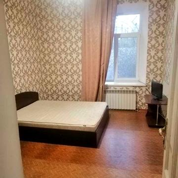 Продам 2 кімнатну  з власним входом та великим палісадником  Академична Приморський район