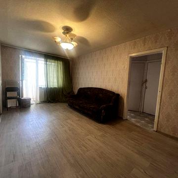 Продам 3 х кімн квартиру , ЦЕНТР,вул. Небесної Сотні ( 2 поверх)