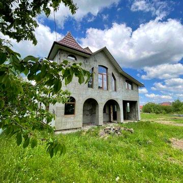 Продаж добротного цегляного будинку в м. Косів