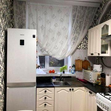 90м2 Здам 3к.кв. Іллєнка 32,  метро Лукяновка Герцена Коперника Білоруська Шевченкіський район