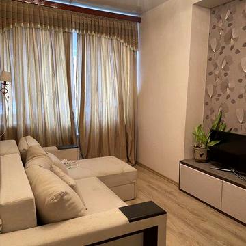 Продается 2 к кв  3 мин. Метро Заводская 23000т