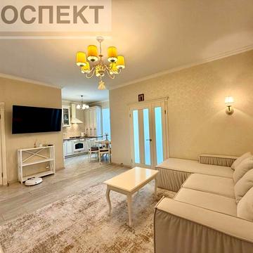 Продам 3-х кімн.квартиру з ремонтом вул. Євгена Коростильова ( ЦЕНТР). З видом на парк.