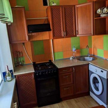 Сдам в долгосрочную аренду 1-комн. квартиру на Половках
