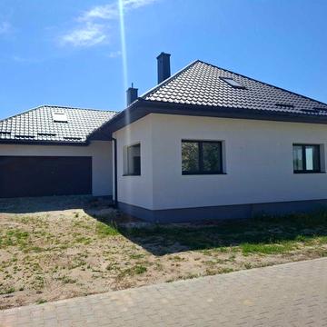 Продаж окремо стоячі будинки у вул. Садова, с. Лісопотік, Яворівського