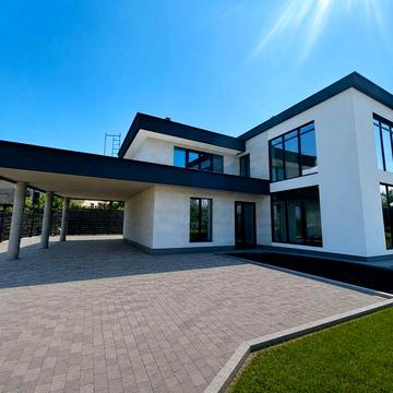 Будинок в стилі Сontemporary Панорама, тераса, укриття Гореничі