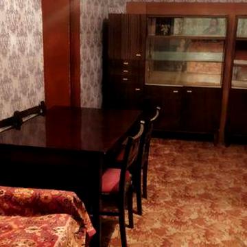 Здається двокімнатна квартира центр вулиця директорії