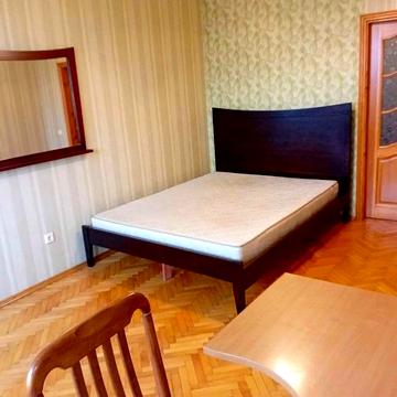 Оренда 1к, вул. Верховинна 37, Святошинський район, метро Житомирська
