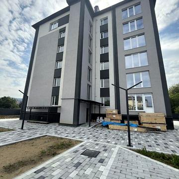 Продаж 3к Квартира Чорновола вулиця