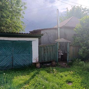 Продається будинок в центральній частині міста район мебельної фабрики
