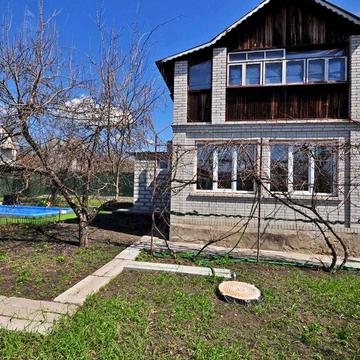 Чудова дача з басейном в СТ Домобудівельник-1. Прописка!