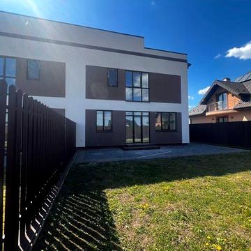 Продаж якісно збудованого котеджу смт.Рудно
