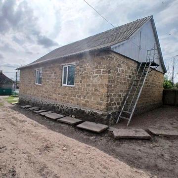 Продаж будинку по вул Садова