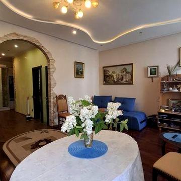 Затишна квартира по вулиці Лаврухина 12