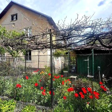 Продам 3-к квартиру на землі з ділянкою 3 сотки на Адміральському пр-ті (3-308-512 ОФ)