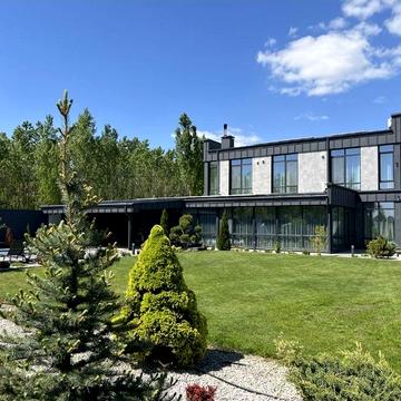 Будинок 250 м2 ціна з ремонтом погреб камін басейн закрита тераса гараж на 4 авто  с. Ходосівка 5 км Київ поруч Лісники