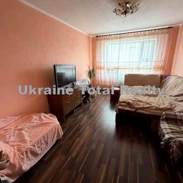 ОБОЛОНЬ! 3 кімнатна квартира біля метро! Вул Героїв Дніпра 35