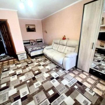 Оренда 1к квартири на Зарічанській. Повністю укомплектована. 12000+кп