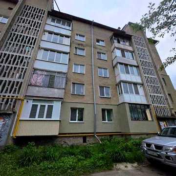 Продається 2 кімнатна квартира в Центрі