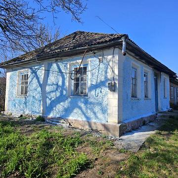 Продаж 3к Дім Центральна вулиця