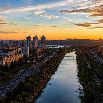 Продаж Стильної 1к квартири з видом на Дніпро та Лавру | Соборності 30 ЖК Київська Венеція