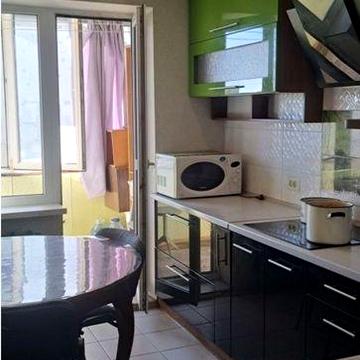 Продам 2 комнатную квартиру ул.Рабочая 73.