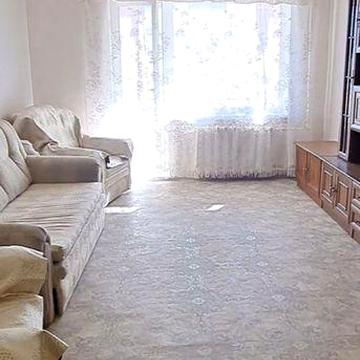 Продам 2 комнатную квартиру ул.Рабочая 73.