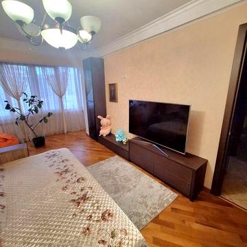 Оренда 1к квартири біля метро Мінська. Можна з дітьми
