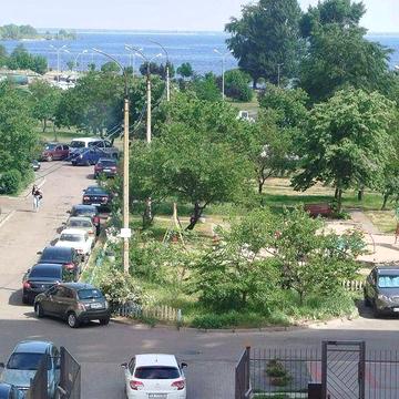 Здам видову 2-ну квартиру на Митниці