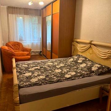 Сдам 2 кв Коммунальный рынок. Новые Дома 9000 гр