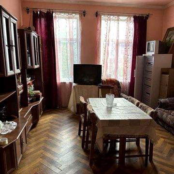 Продаж 4-к. квартира Академіка Кучера в., тихий центр