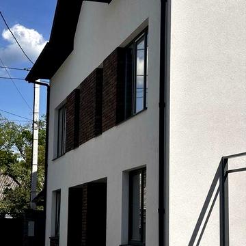 Сучасний дуплекс в Ірпені  140 м², газ, закрита територія