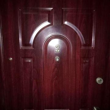 Продаю срочно 2-х комнатная квартира.