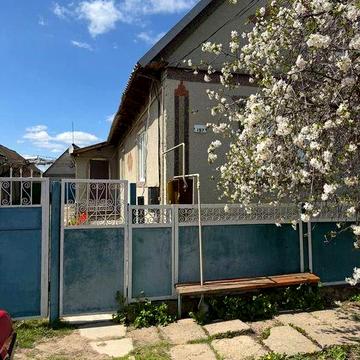 Продается большой дом в пгт Серпневое