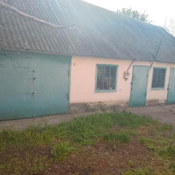 Продам двухэтажный дом в селе 198кв метров