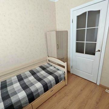 Здам в аренду 3 комнатную квартиру