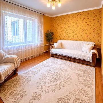Оренда 2-х кімнатного будинку в Гречанах, зупинка Будівельників.