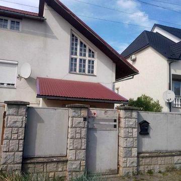 Продається будинок в Мукачеві, район Росвигово