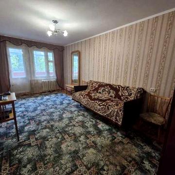 Сдаю 2 комнатную квартиру Центр ул. 3 - Слободская