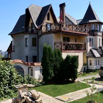Продам будинок в м. Чернівці,провулок Гусятинський