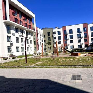 Однокімнатна квартира в Субурбії