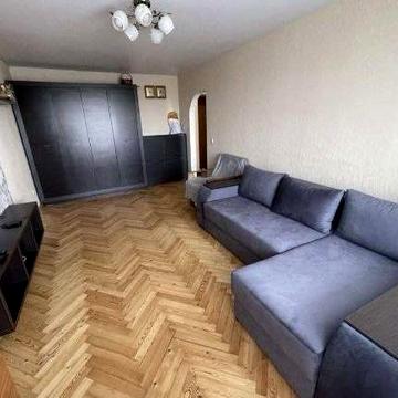 1к квартира в спальному районі