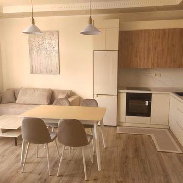 Продається сучасна двокімнатна квартира площею 73,3 м²