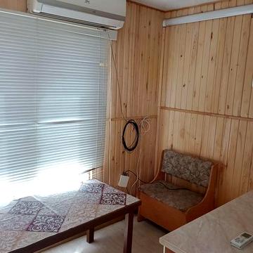 Будинок на причалі, р-н Дахнівка