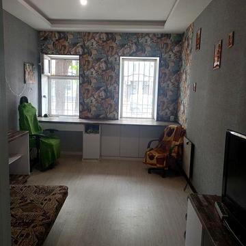 Г Днепр Продам 2к.кв+1к.кв,кв пр Нигояна(цена за обе кв)