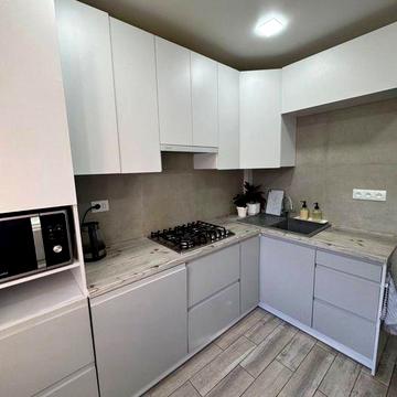 Є відеовлення продаж 2х кімнатной квартири АО газ