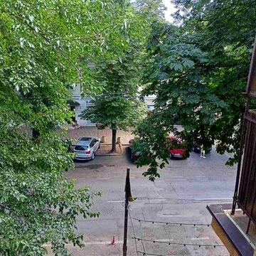 2 комн. просторная квартира в Центре. ул. Жуковского. Идут под программы